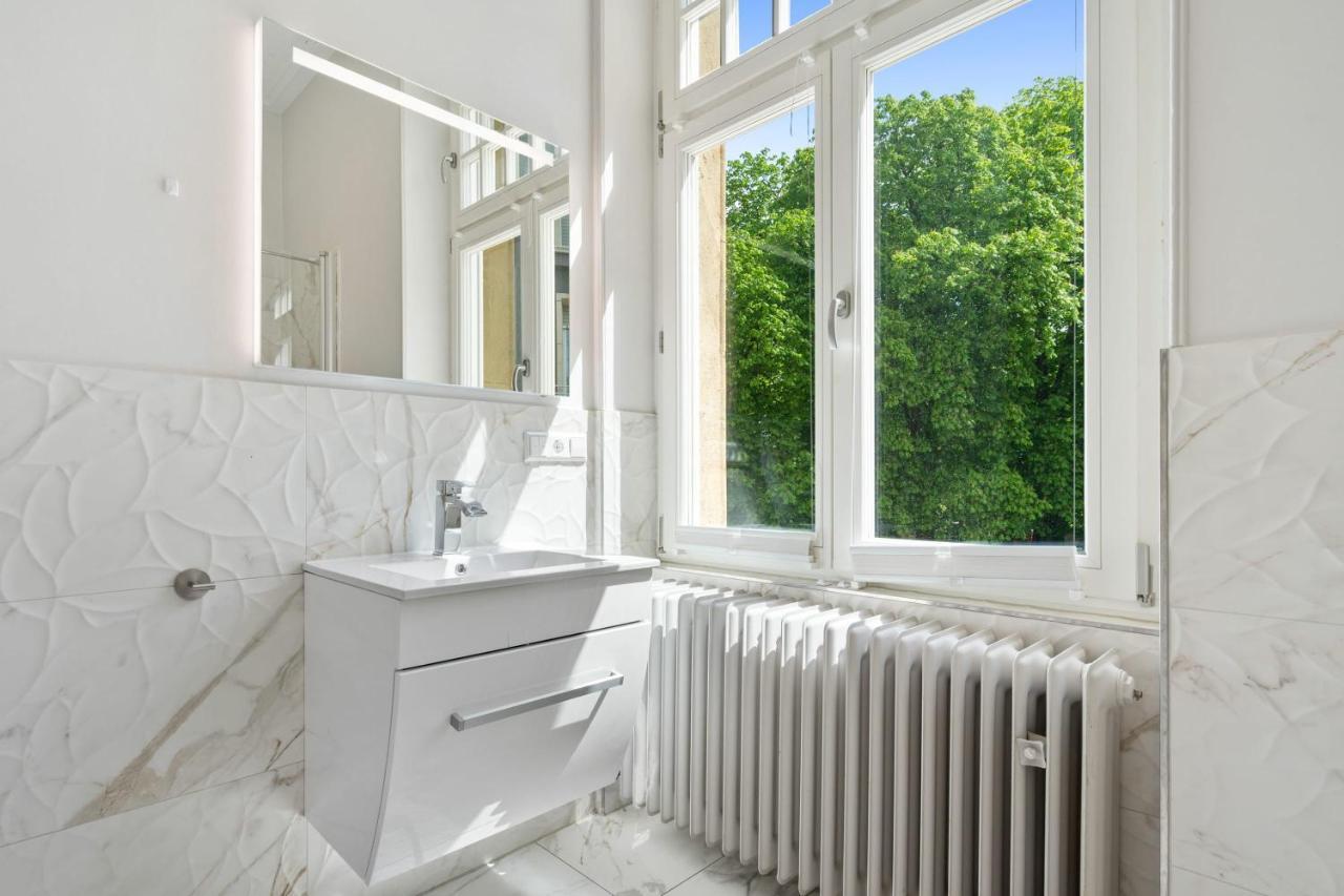 Room W Shared Bathroom&Kitchen In Luxury Villa لوكسمبورغ المظهر الخارجي الصورة