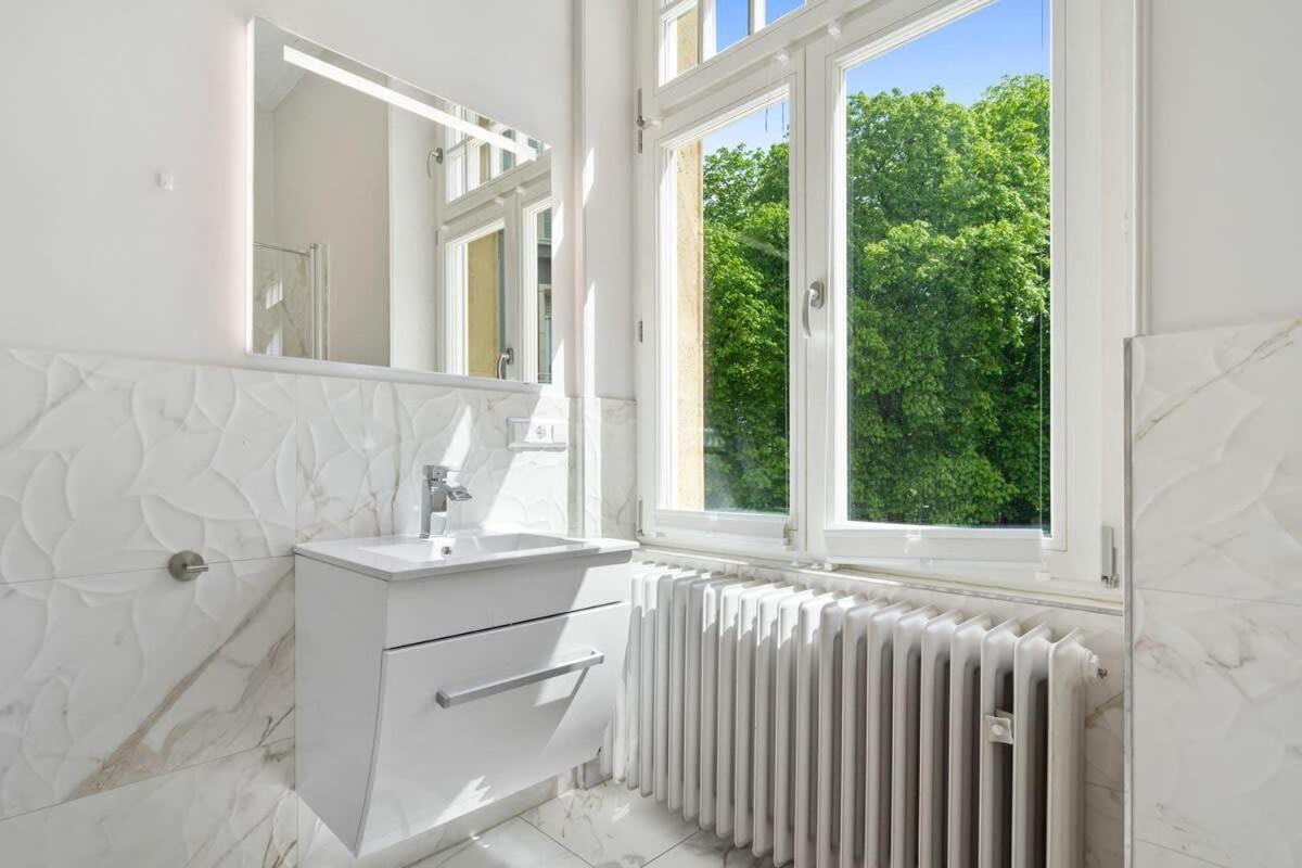 Room W Shared Bathroom&Kitchen In Luxury Villa لوكسمبورغ المظهر الخارجي الصورة