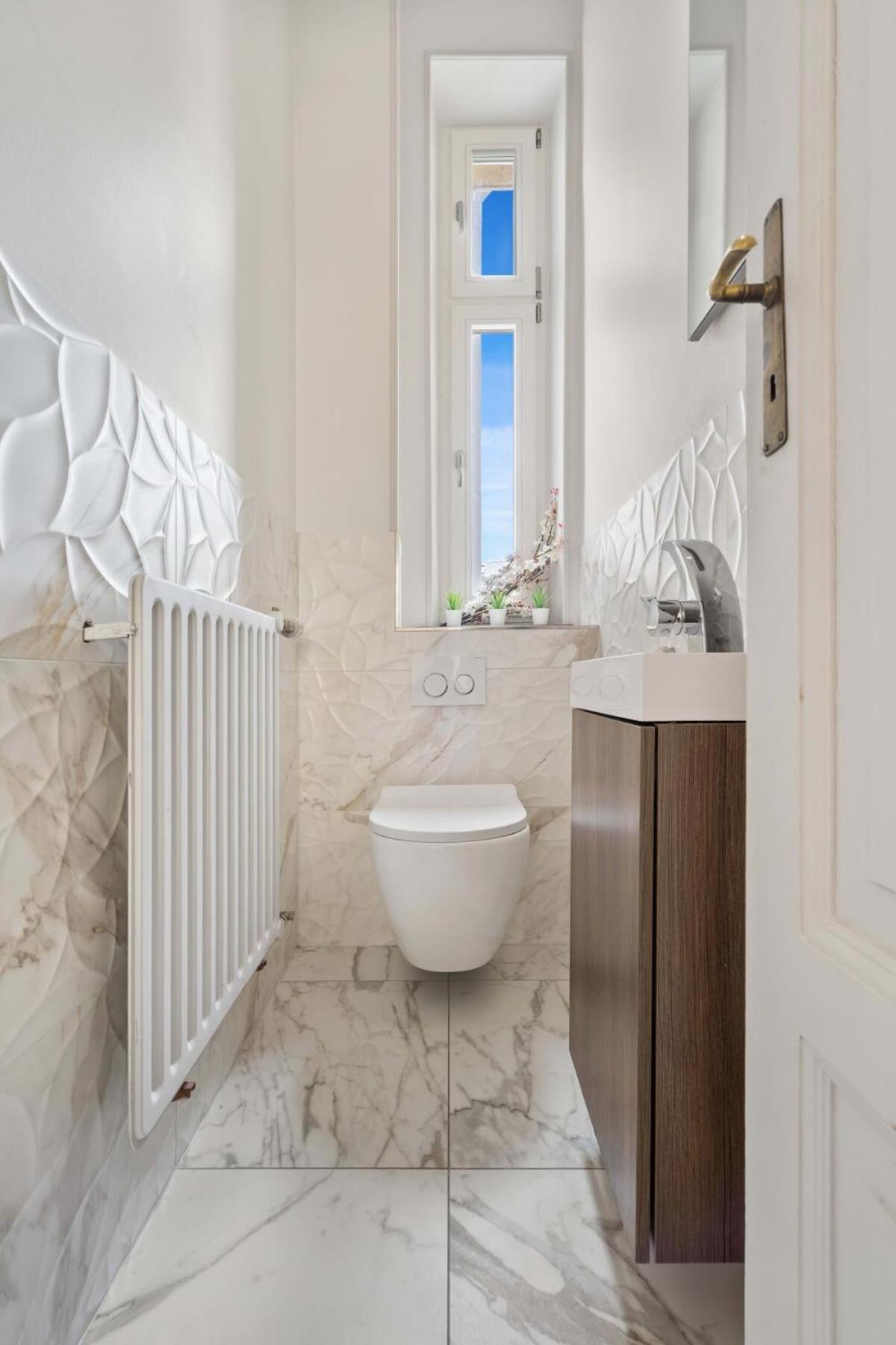 Room W Shared Bathroom&Kitchen In Luxury Villa لوكسمبورغ المظهر الخارجي الصورة